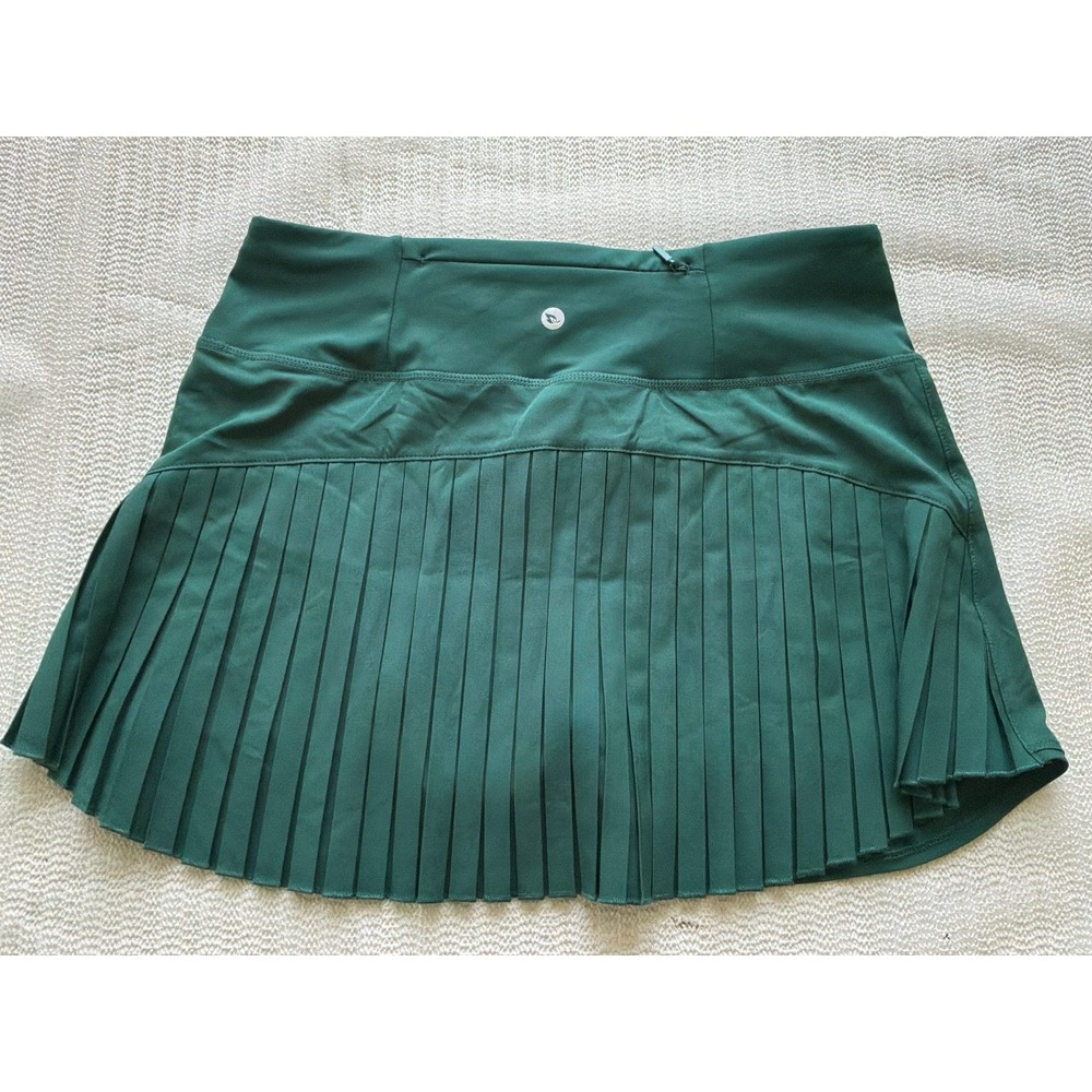 Baleaf Women's Pleated Tennis Skort Large Green UPF 50+ Skirt Shorts NWT